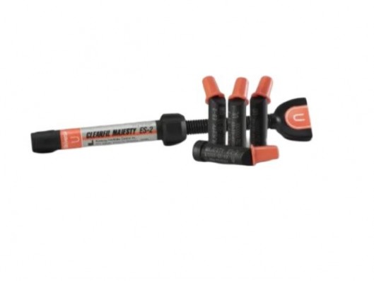 CLEARFIL MAJESTY ES2...