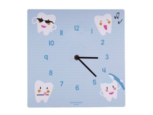 RELOJ DE PARED CUADRADO