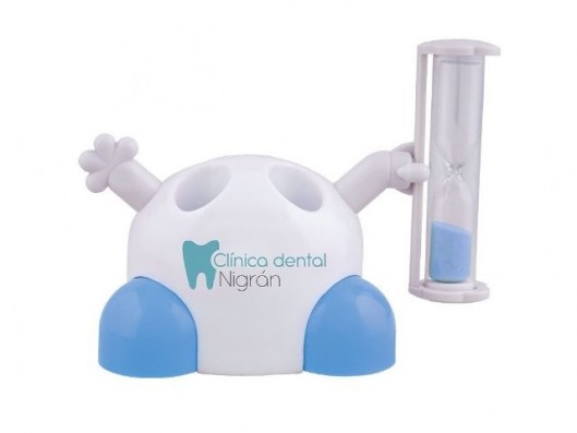 PORTACEPILLO CON RELOJ...