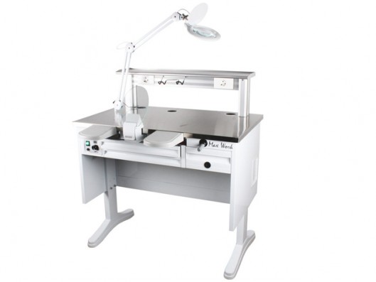 PUESTO DE TRABAJO MAX WORK