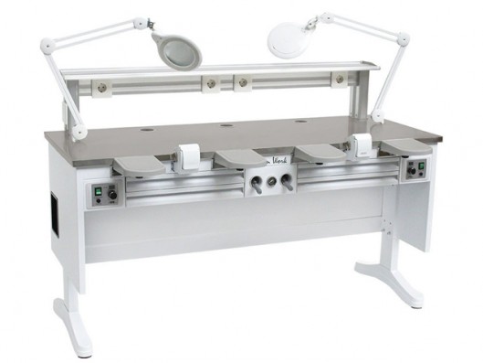 PUESTO DE TRABAJO MAX WORK...