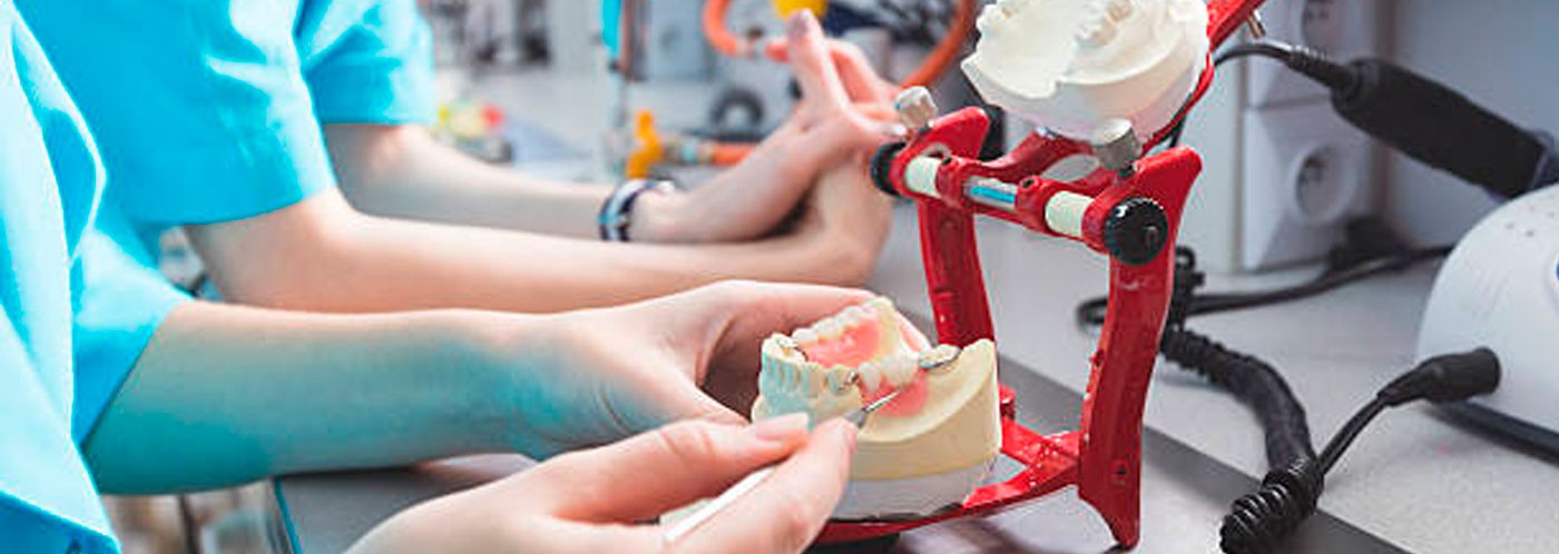 Materiales para prótesis dentales en un solo lugar